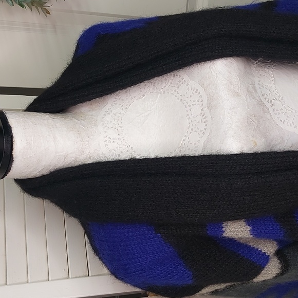 1980's Vintage oversized Sweater Coat Blue, Black & Gray, Amazing Piece, Mohair - Picture 9 of 16